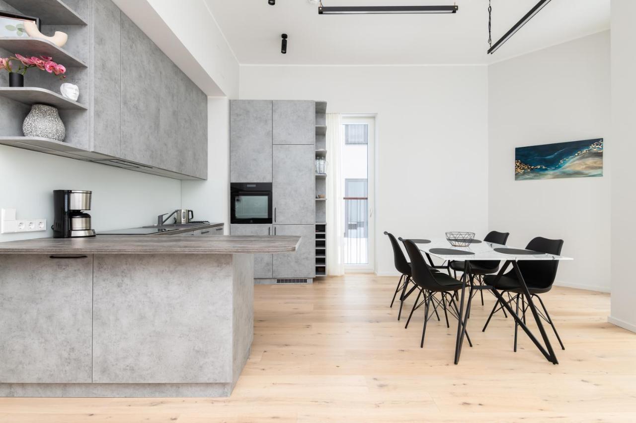 Dashaus 2 Bedroom Apartment Tallinn Eksteriør bilde